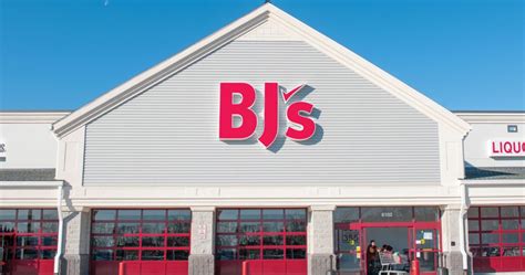 Find your nearest BJ&x27;s Wholesale Club with our club locator. . Bjs near me now